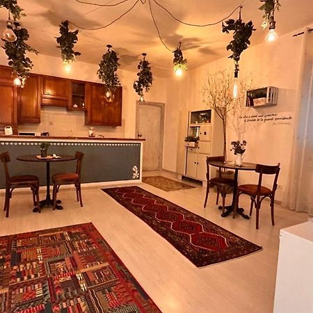 ヴェトラッラ Casa Francigena Bed & Breakfast エクステリア 写真