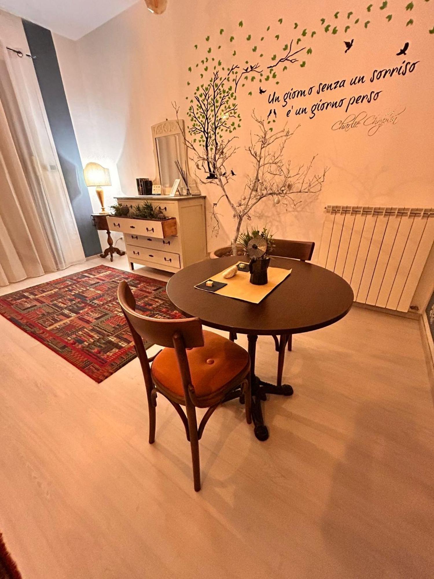 ヴェトラッラ Casa Francigena Bed & Breakfast エクステリア 写真